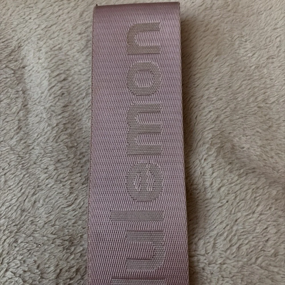 Lululemon Never lost Keychain Pink
